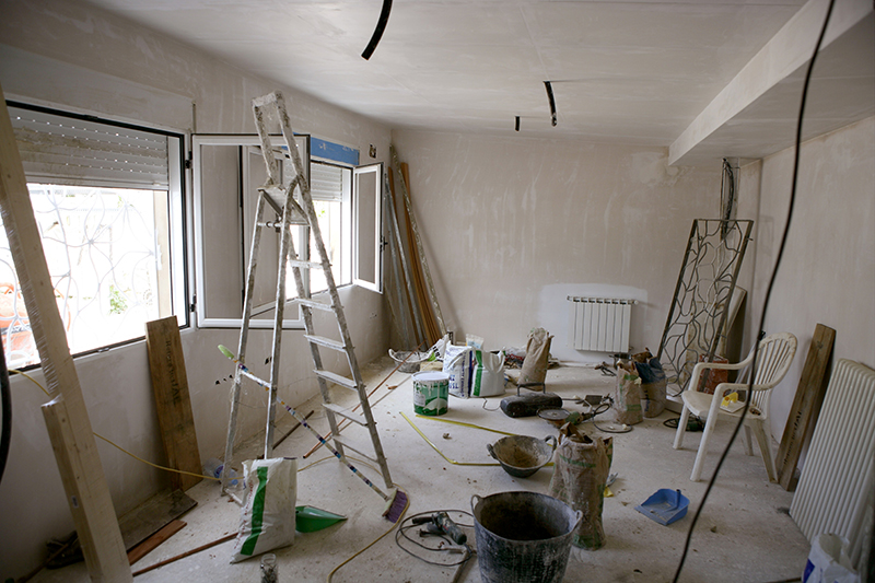 Painting & Polishing, Cleaning house